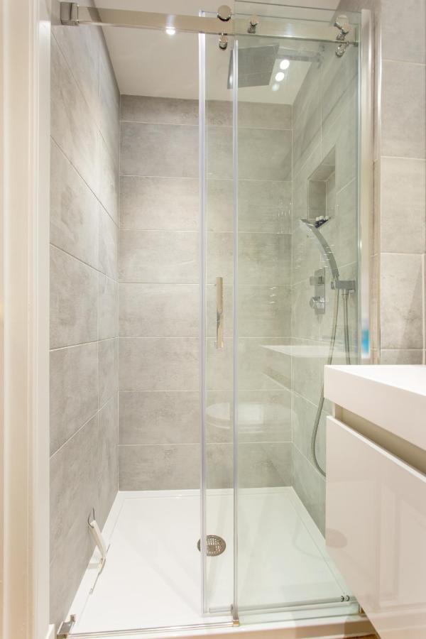 Royal Mile - Old Town Apartment เอดินบะระ ภายนอก รูปภาพ